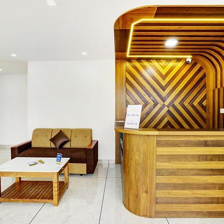 Hotel O Grand Parassini Pāppinisseri Extérieur photo